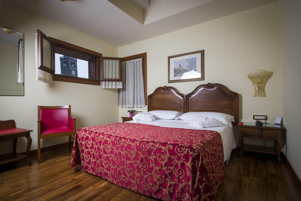 Hotel Spessotto Портогруаро Экстерьер фото