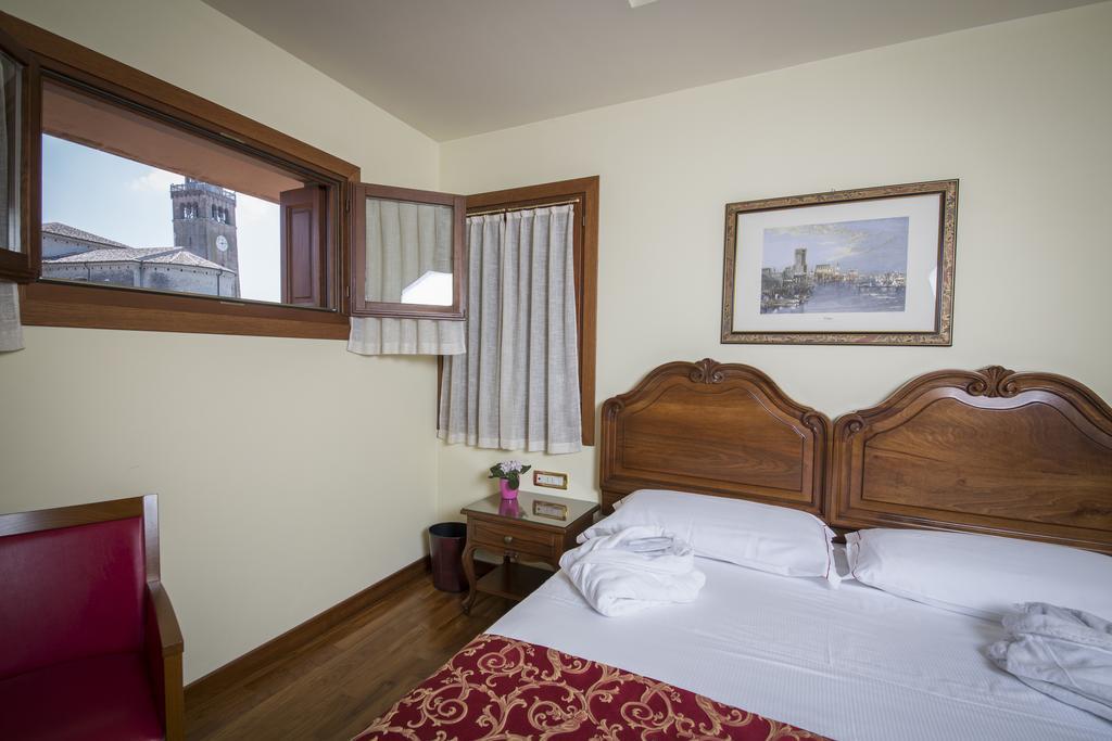 Hotel Spessotto Портогруаро Экстерьер фото