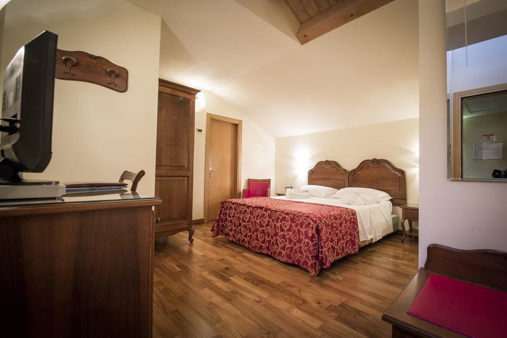 Hotel Spessotto Портогруаро Экстерьер фото